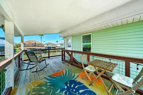 439 Pompano Street Bayou Vista TX 77563