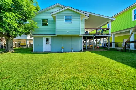 439 Pompano Street Bayou Vista TX 77563