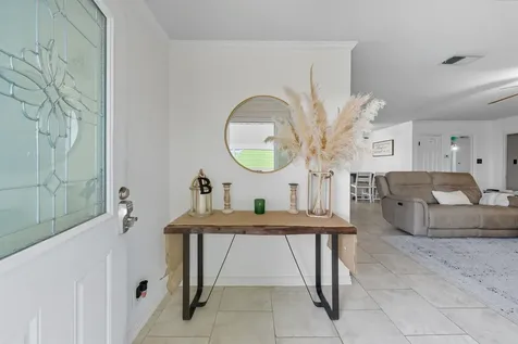 439 Pompano Street Bayou Vista TX 77563