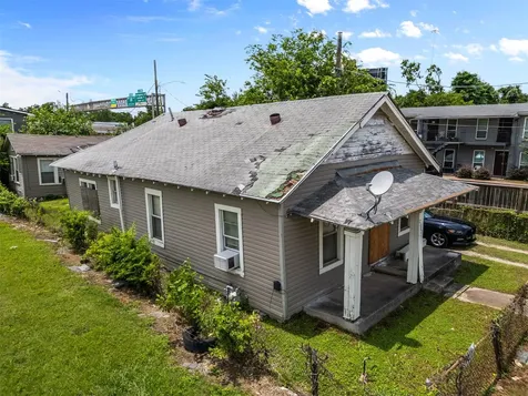 2007 Massie Street Houston TX 77026