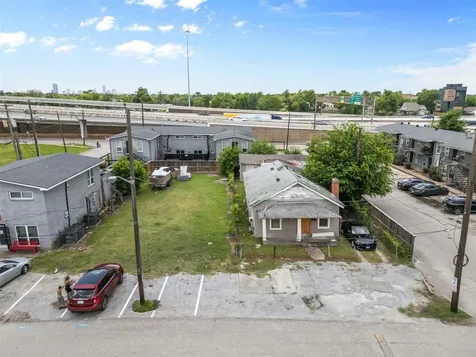 2007 Massie Street Houston TX 77026