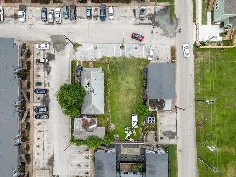2007 Massie Street Houston TX 77026