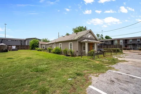2007 Massie Street Houston TX 77026