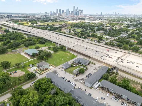 2007 Massie Street Houston TX 77026