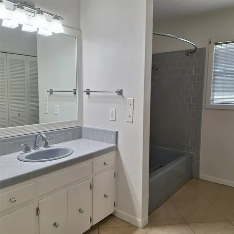 202 W Watt Street El Campo TX 77437