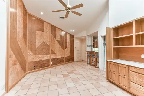1 Cadena Court Galveston TX 77554