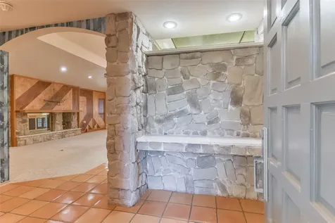 1 Cadena Court Galveston TX 77554