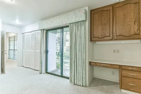 1 Cadena Court Galveston TX 77554