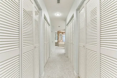 1 Cadena Court Galveston TX 77554