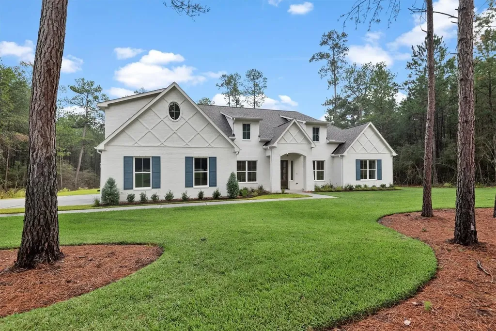 136 Grand View Huntsville TX 77340