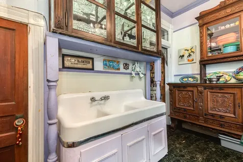 1619 Sealy Street Galveston TX 77550