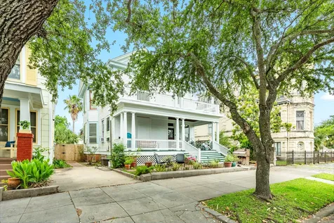 1619 Sealy Street Galveston TX 77550