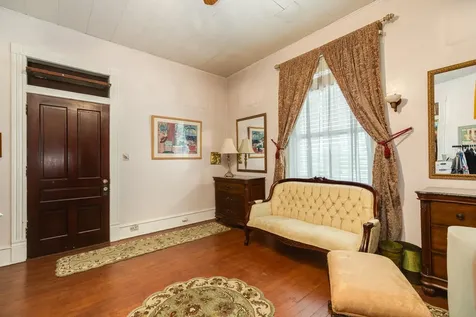 1619 Sealy Street Galveston TX 77550