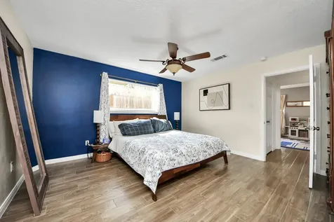 1307 Blue Willow Drive Houston TX 77042