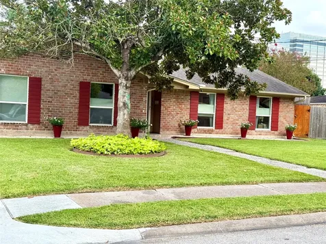 1307 Blue Willow Drive Houston TX 77042