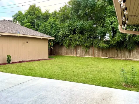 1307 Blue Willow Drive Houston TX 77042