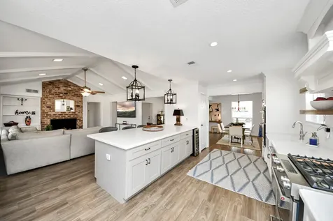 1307 Blue Willow Drive Houston TX 77042