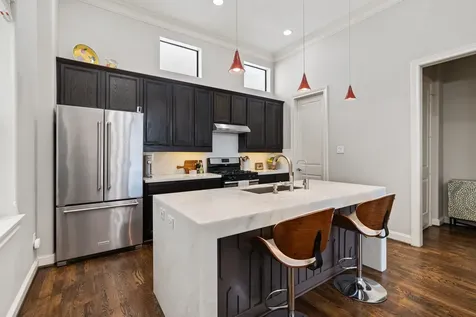 1708 Dart Street Houston TX 77007