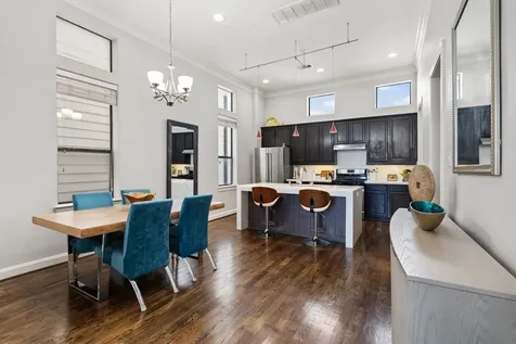 1708 Dart Street Houston TX 77007