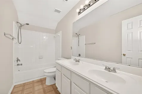 7219 Meadow Mist Court Houston TX 77041