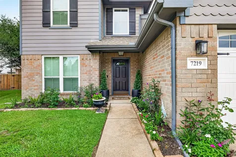7219 Meadow Mist Court Houston TX 77041