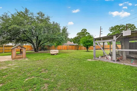 7219 Meadow Mist Court Houston TX 77041