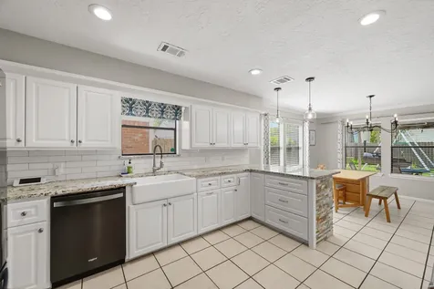 19507 Gamble Oak Drive Humble TX 77346
