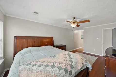 19507 Gamble Oak Drive Humble TX 77346