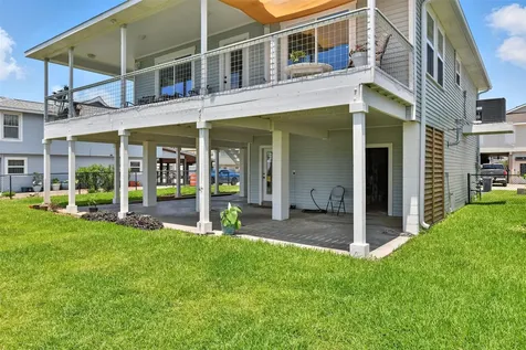 1127 Redfish Street Bayou Vista TX 77563