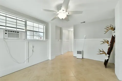 1127 Redfish Street Bayou Vista TX 77563