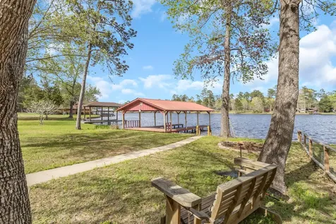 743 Sherwood Forest Drive Ivanhoe TX 75979