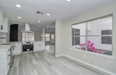 9734 Oakmont Drive La Porte TX 77571