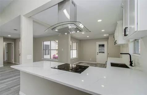 9734 Oakmont Drive La Porte TX 77571