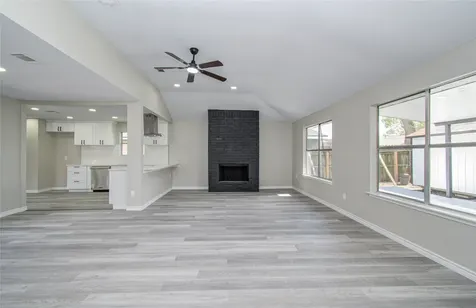 9734 Oakmont Drive La Porte TX 77571