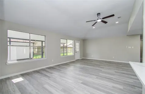 9734 Oakmont Drive La Porte TX 77571