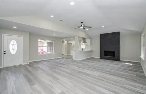 9734 Oakmont Drive La Porte TX 77571