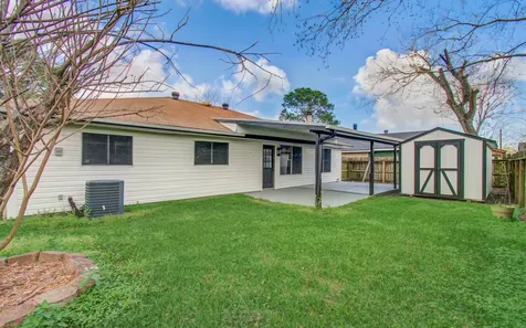 9734 Oakmont Drive La Porte TX 77571