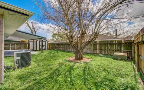 9734 Oakmont Drive La Porte TX 77571