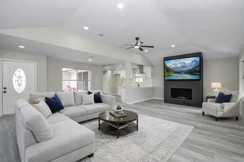 9734 Oakmont Drive La Porte TX 77571