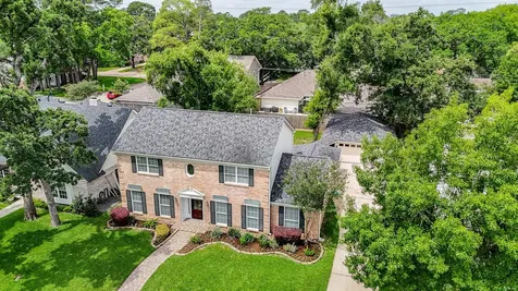 707 Thistlewood Drive Houston TX 77079