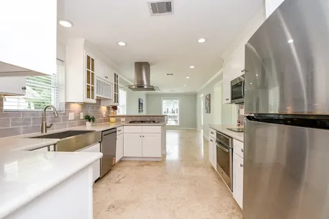 707 Thistlewood Drive Houston TX 77079