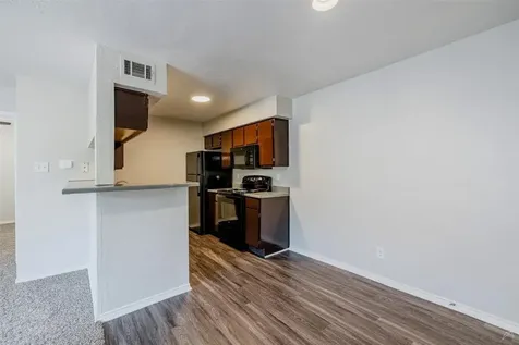 2809 W William Cannon Drive E107 Austin TX 78745