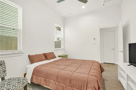 4843 Broom Street Houston TX 77091