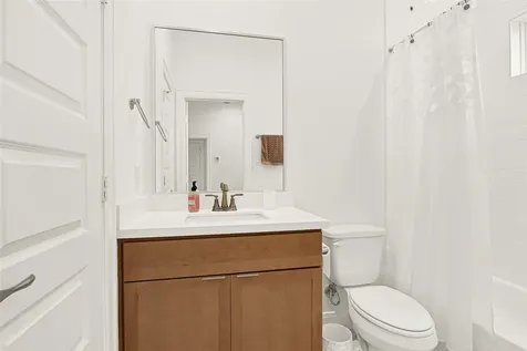 4843 Broom Street Houston TX 77091