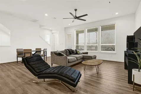 4843 Broom Street Houston TX 77091
