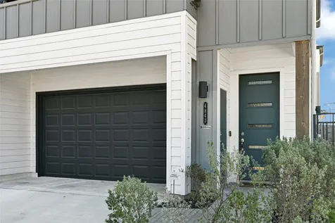4843 Broom Street Houston TX 77091