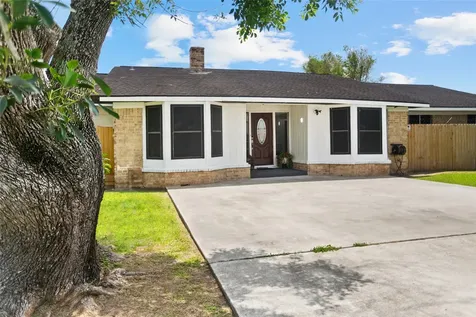 5001 Texas Avenue La Marque TX 77568