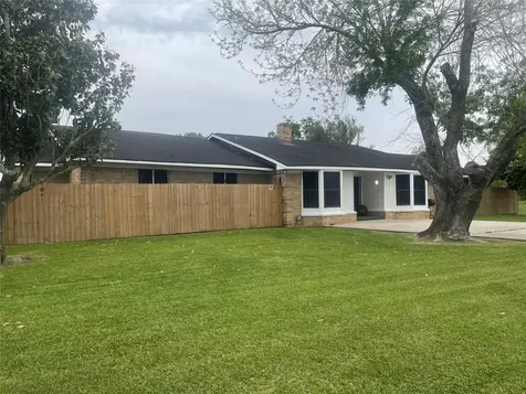 5001 Texas Avenue La Marque TX 77568