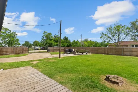 5001 Texas Avenue La Marque TX 77568