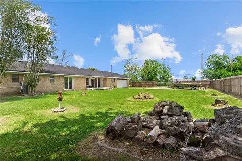 5001 Texas Avenue La Marque TX 77568